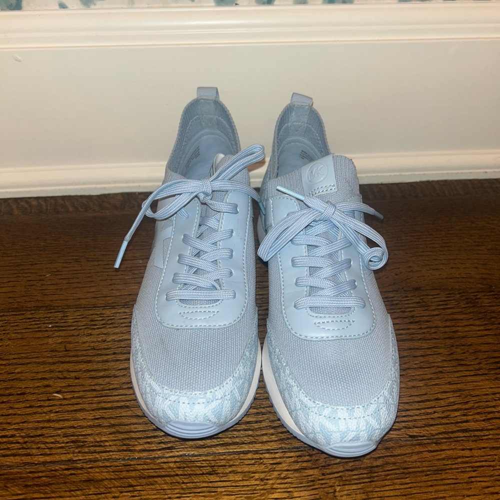 Michael Kors Jenkins Mixed Media Trainer in blue - Picture 3 of 8